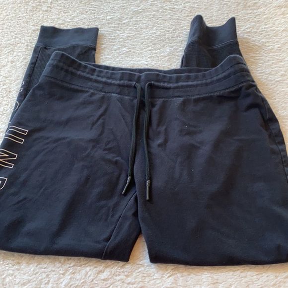 Under Armour UA fitted black joggers size large - Picture 9 of 9